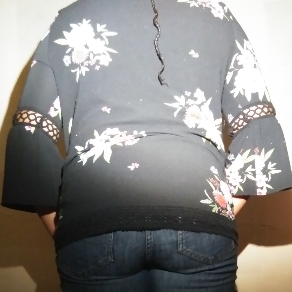 Jacket/pullover - Picture 5 of 6